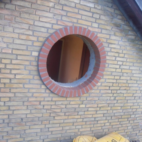 og færdig med opmuring 